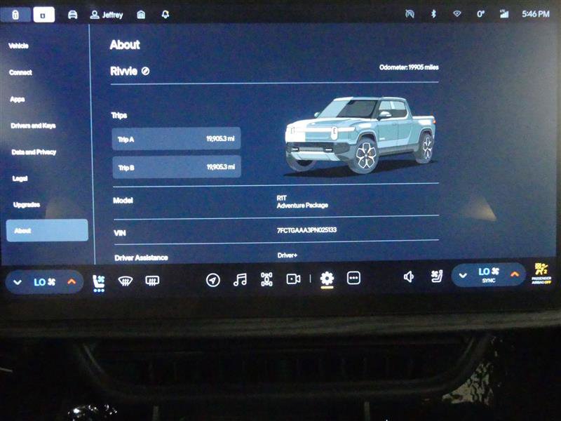 Used 2023 Rivian R1T Adventure AWD/4WD image 15
