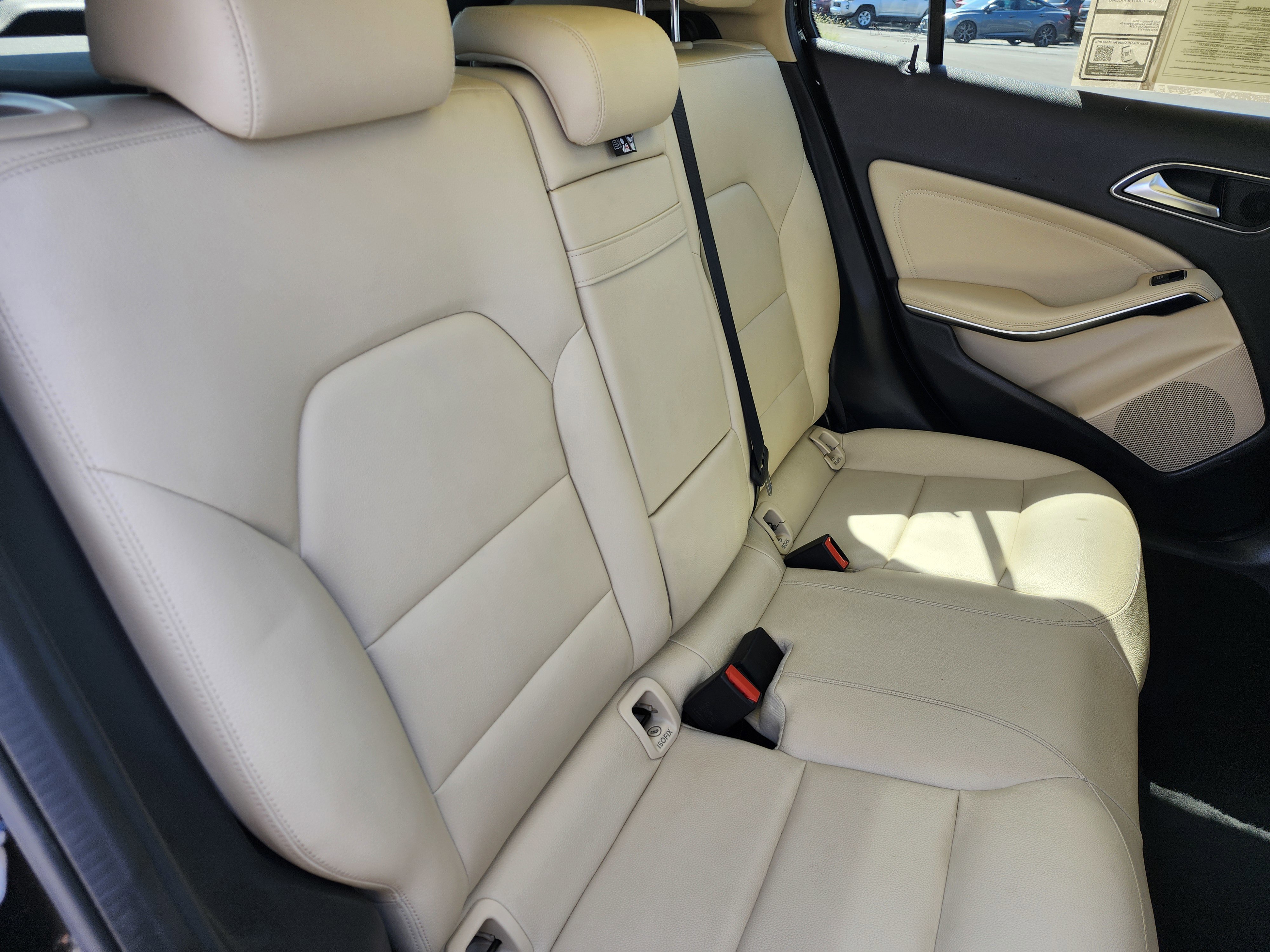 Used 2019 Mercedes-Benz GLA 250 4MATIC image 16