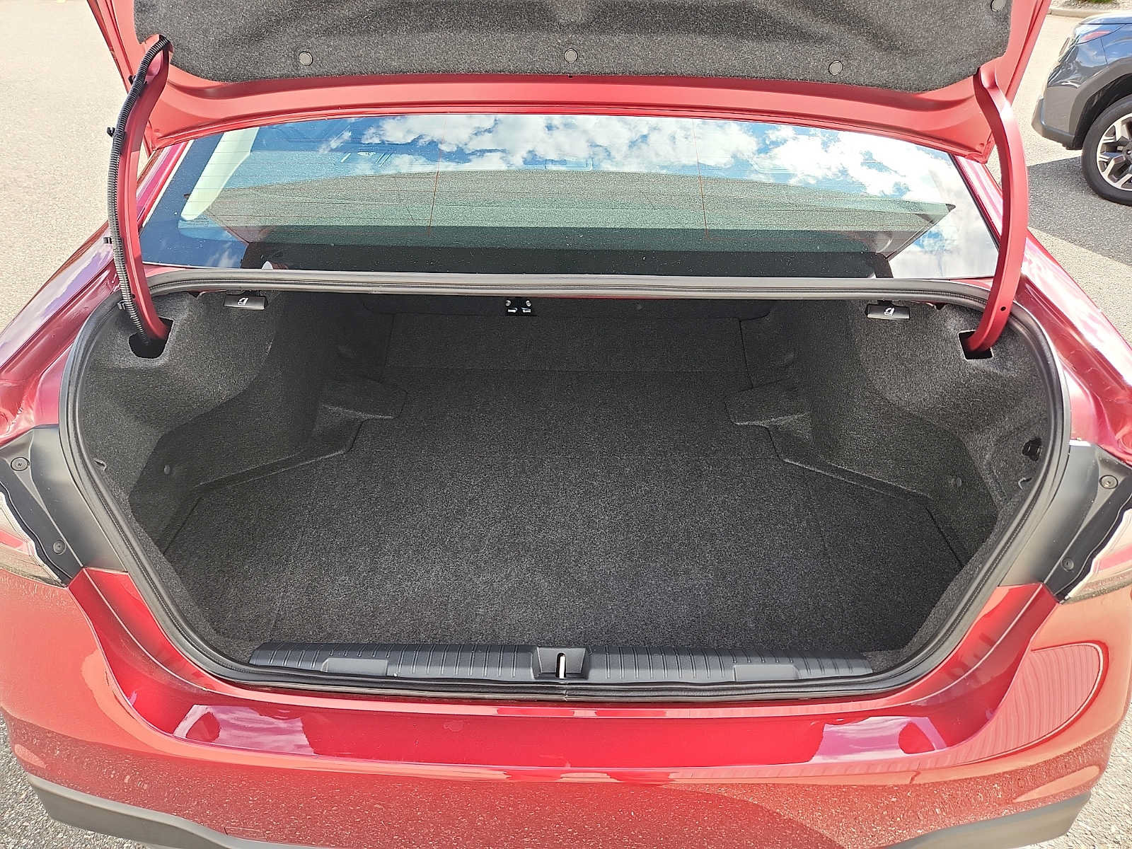 Certified 2025 Subaru Legacy Premium AWD/4WD image 27