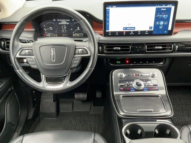 Used 2022 Lincoln Nautilus Reserve image 14
