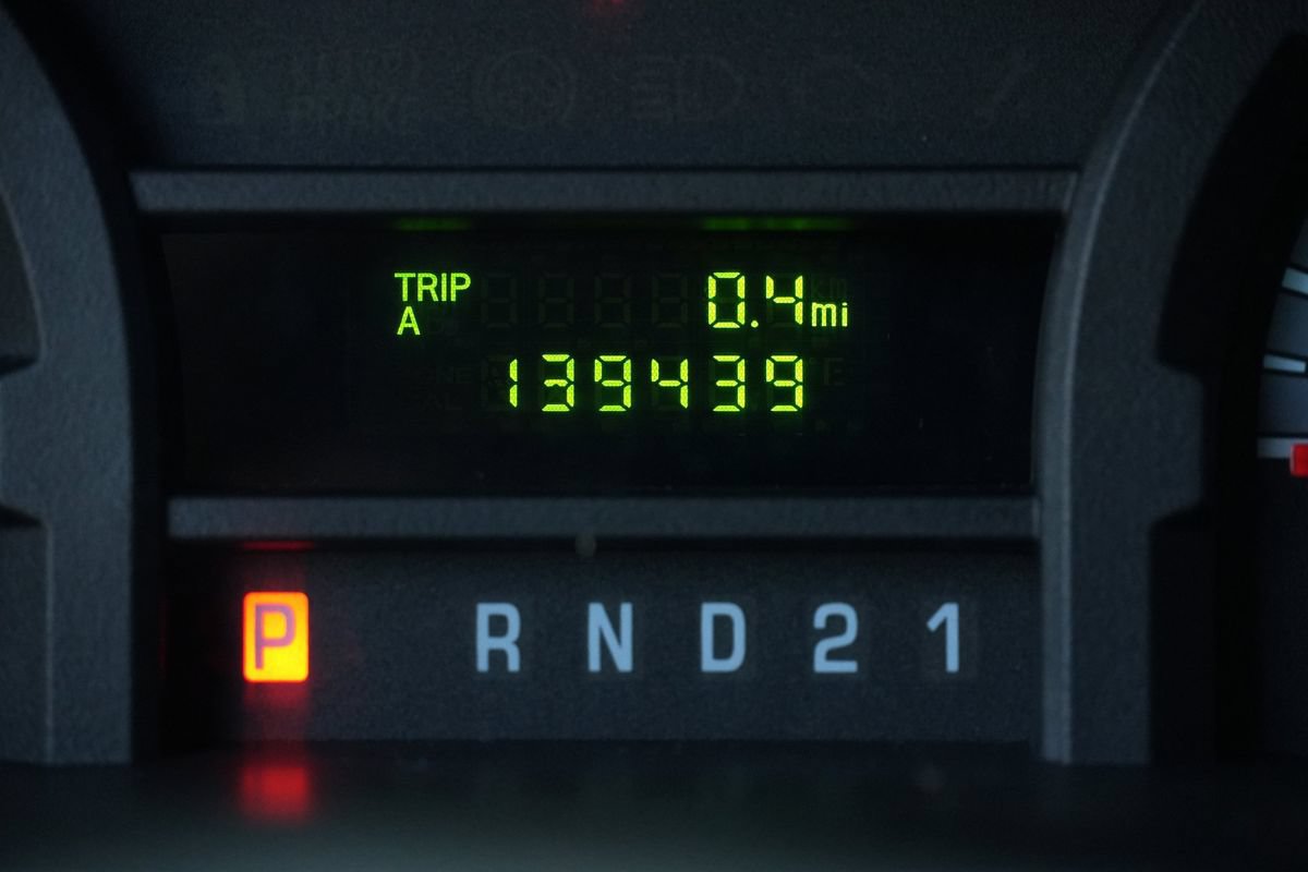 Used 2014 Ford E-150 and Econoline 150 w/ Power Group RWD image 39