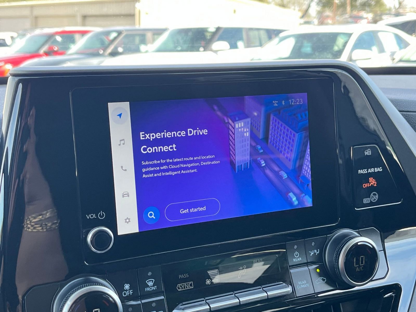 Used 2025 Toyota Highlander LE image 20