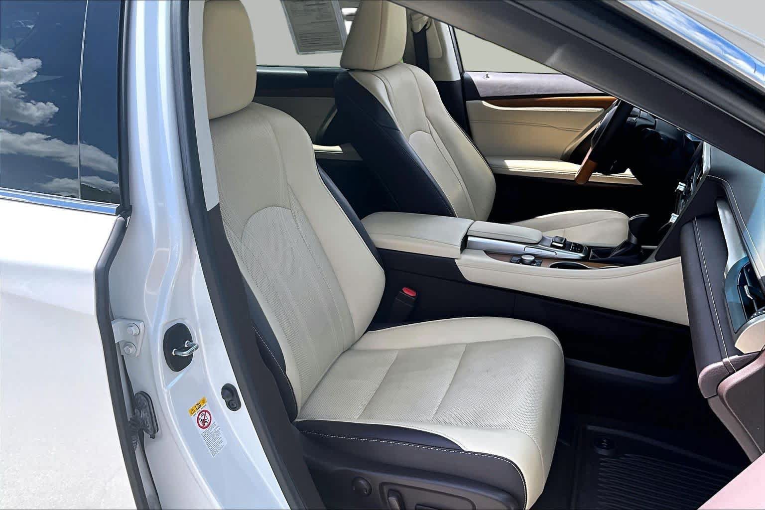 Used 2018 Lexus RX 350 FWD w/ Premium Package image 9