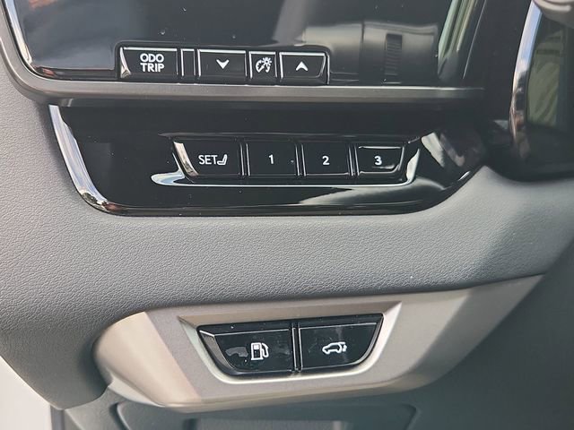 Used 2023 Lexus RX 350 Premium w/ Cold Area Package FWD image 18