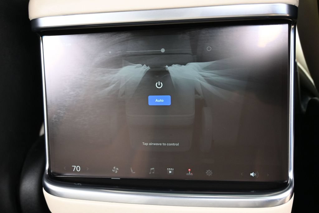 Used 2023 Tesla Model X AWD/4WD image 38