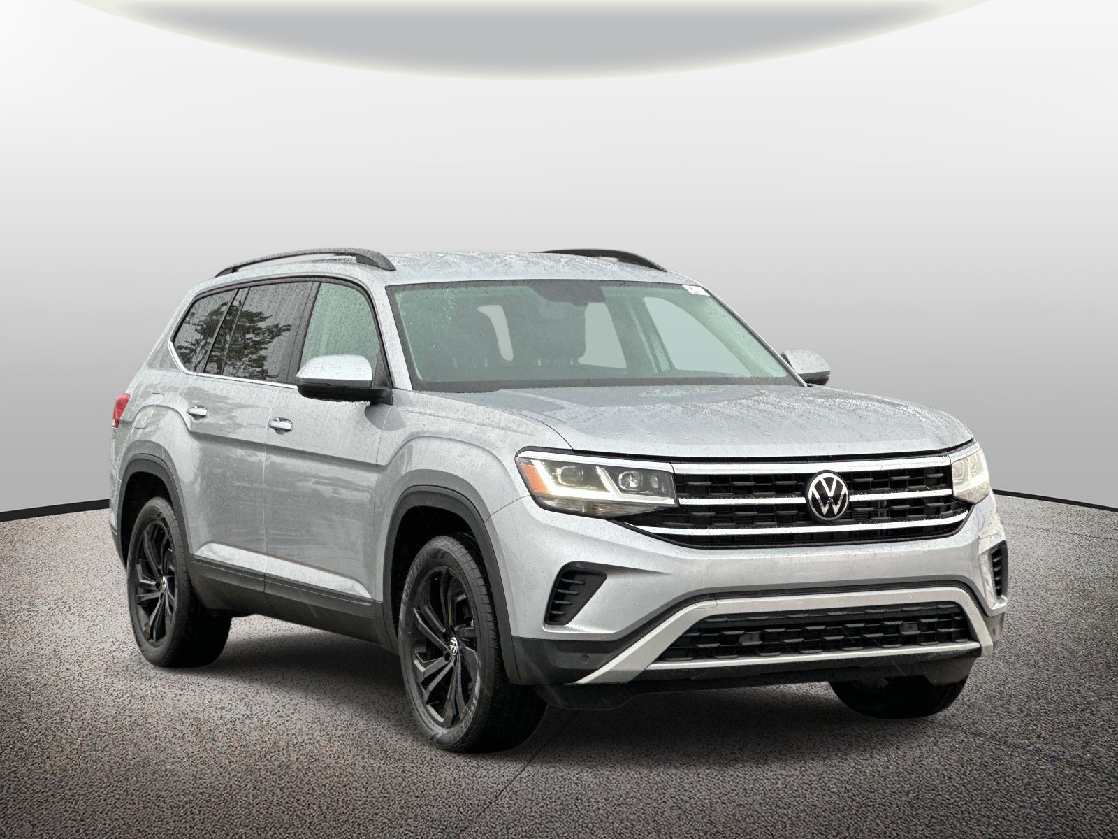 Used 2023 Volkswagen Atlas SE w/ Black Wheel Package AWD/4WD image 6