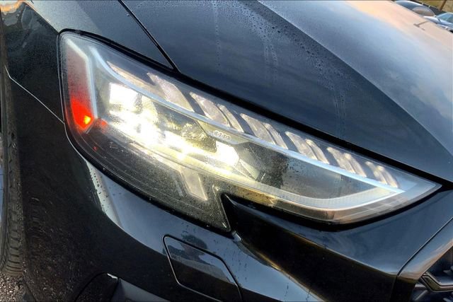 Used 2022 Audi S8 image 28