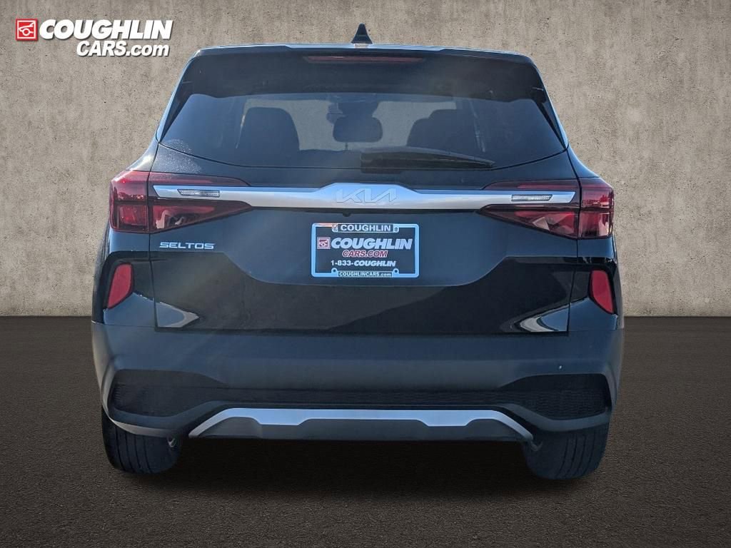 Used 2023 Kia Seltos LX image 6