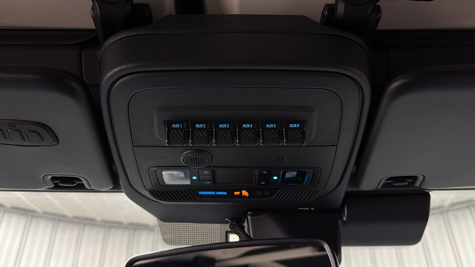 Used 2025 Ford Bronco Badlands AWD/4WD image 33