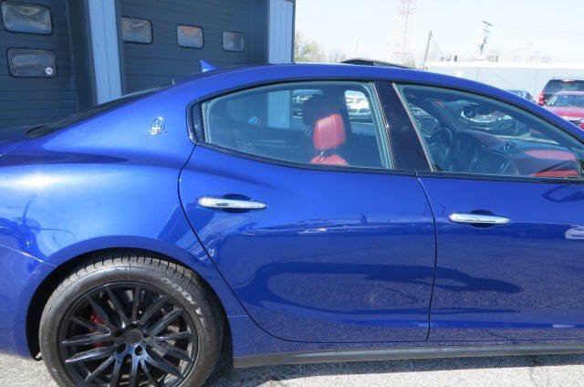 Used 2019 Maserati Ghibli S Q4 AWD/4WD image 39