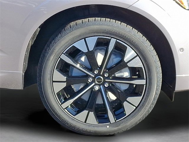 New 2026 Volvo XC60 B5 Plus w/ Protection Package Premier image 5