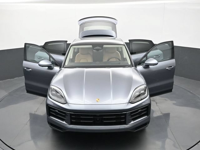 New 2026 Porsche Cayenne S AWD/4WD image 32