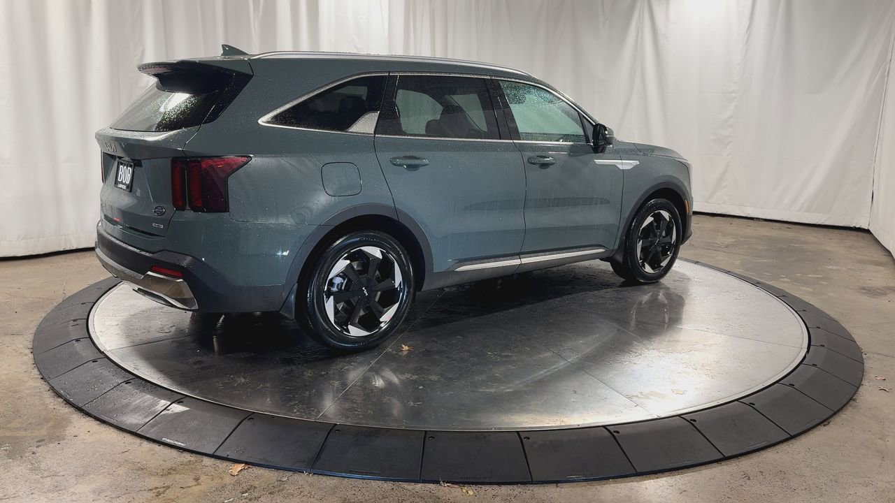 New 2026 Kia Sorento EX image 9