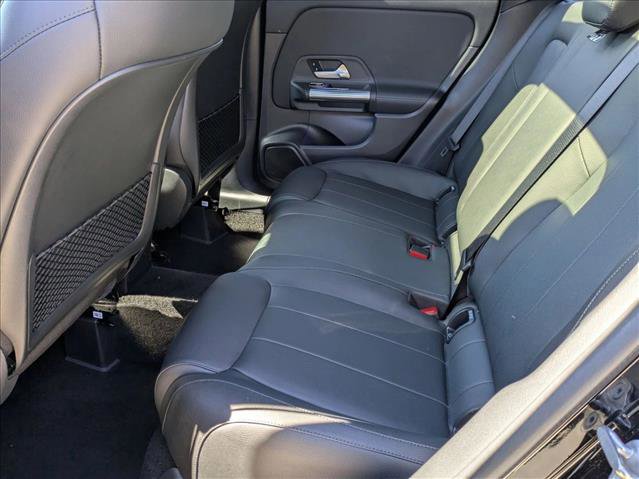 Used 2022 Mercedes-Benz GLA 250 4MATIC image 19