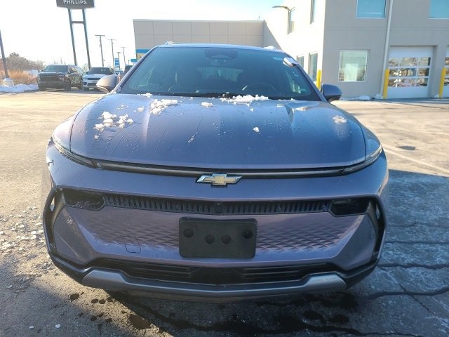 Certified 2025 Chevrolet Equinox EV LT w/ Convenience Package image 8