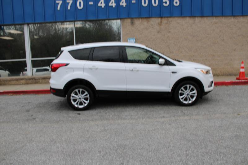 Used 2019 Ford Escape SE FWD image 29