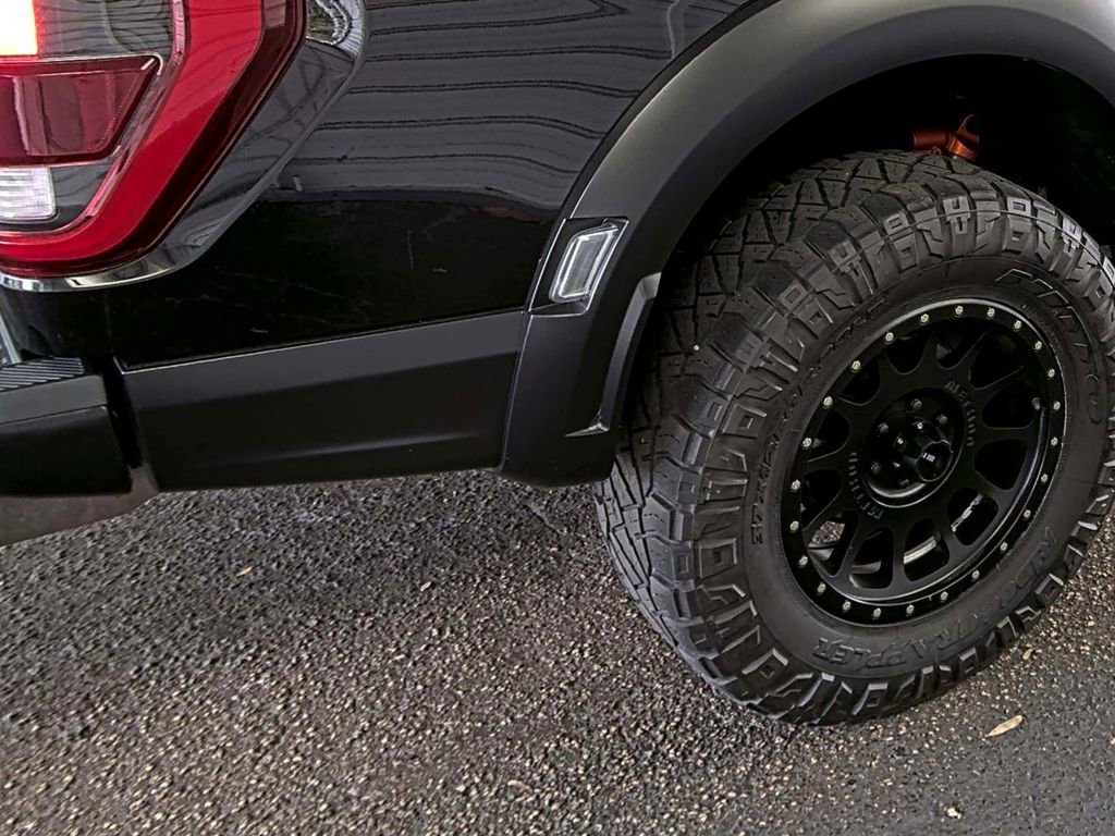 Used 2022 Ford F150 Raptor w/ Equipment Group 801A High AWD/4WD image 17