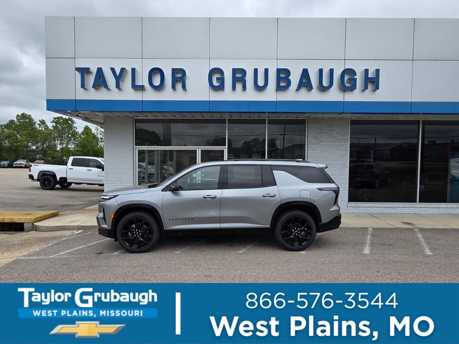 New 2026 Chevrolet Traverse RS FWD image 1