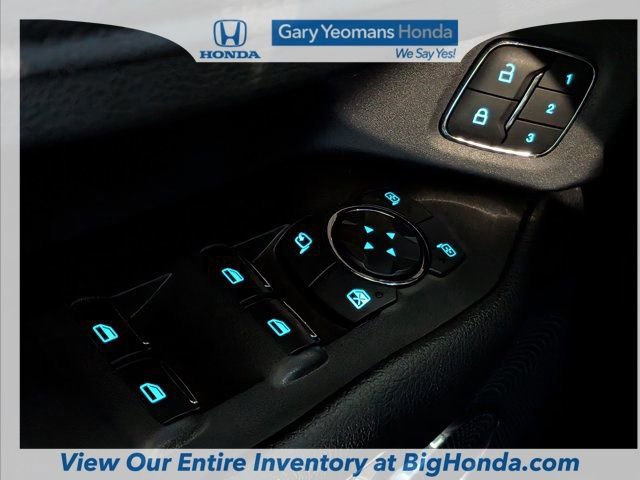 Used 2020 Ford Expedition XLT w/ Equipment Group 202A AWD/4WD image 26