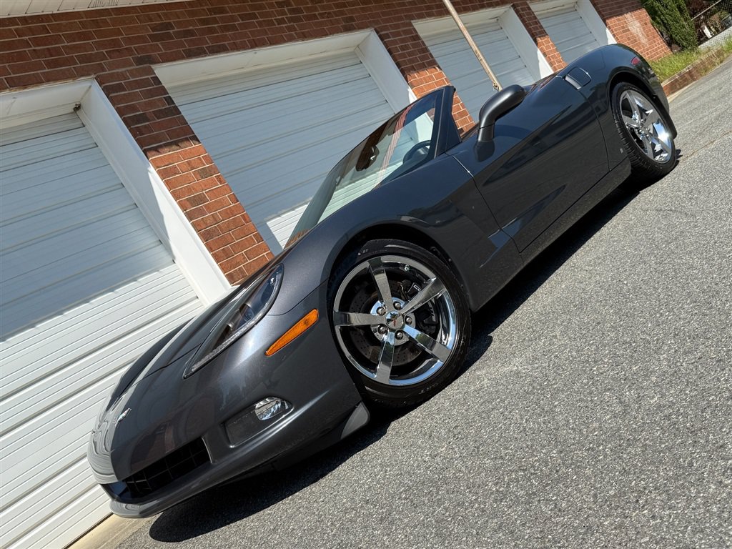 Used 2009 Chevrolet Corvette Convertible w/ Preferred Equipment Group RWD image 9