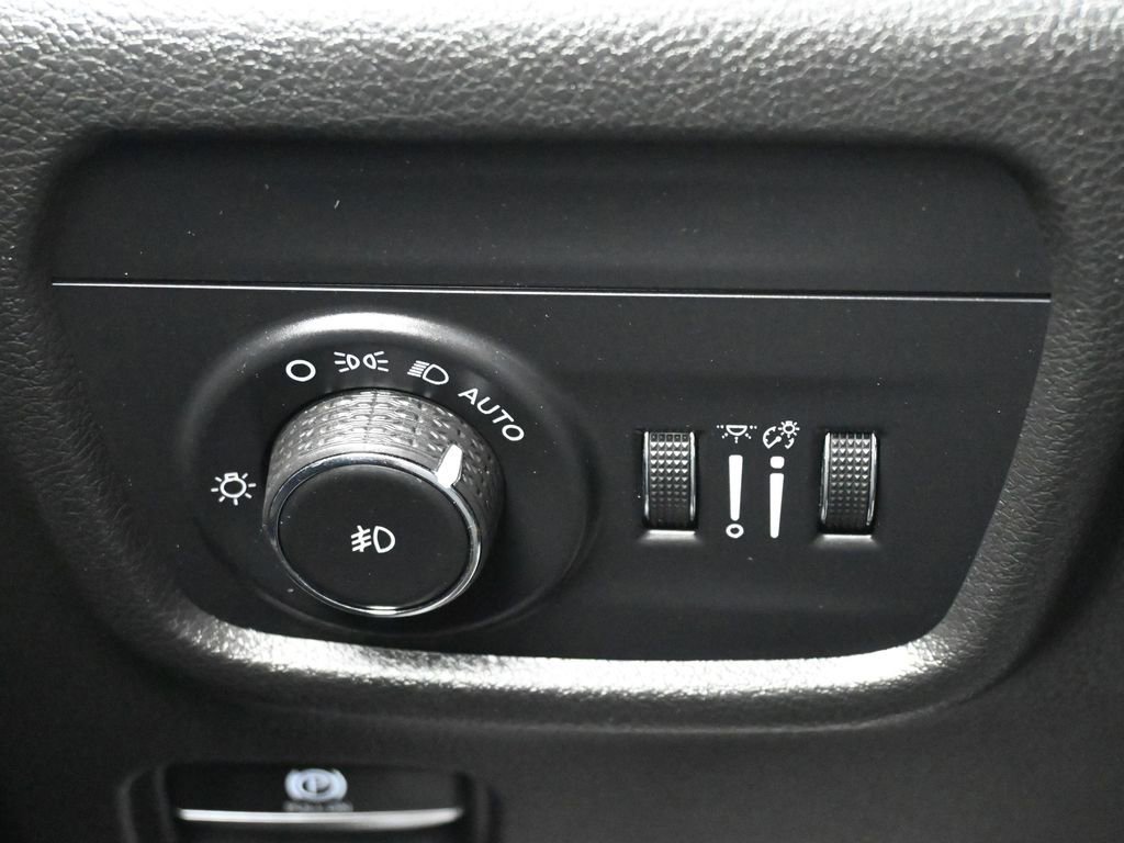 Certified 2022 Jeep Grand Cherokee L Limited image 20