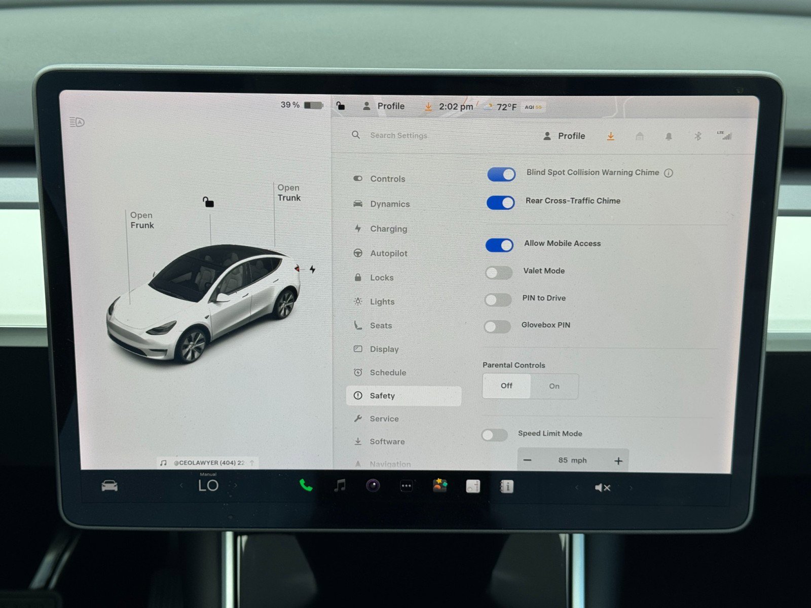 Used 2020 Tesla Model Y Long Range image 23