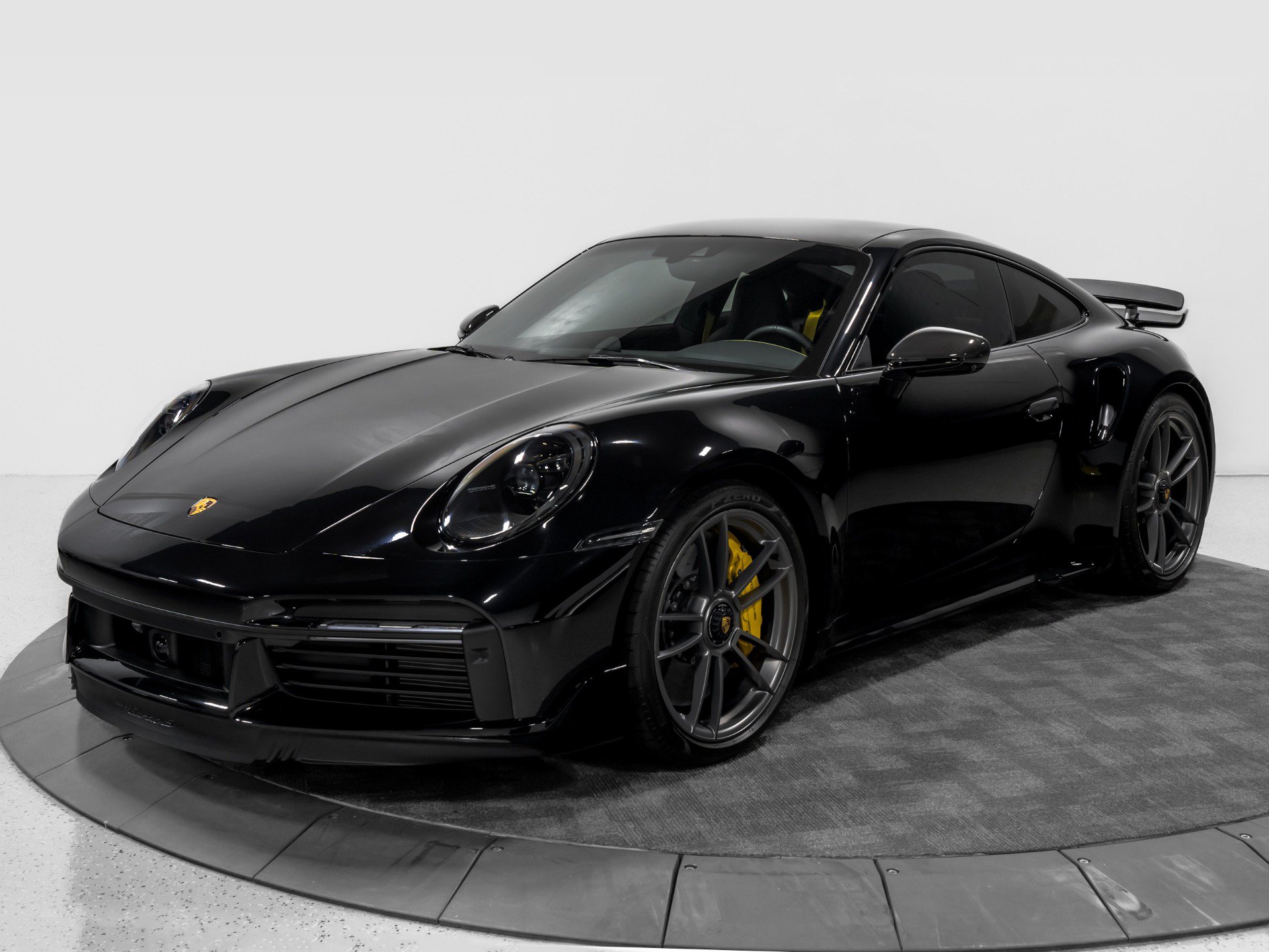 Used 2025 Porsche 911 Turbo S AWD/4WD image 2