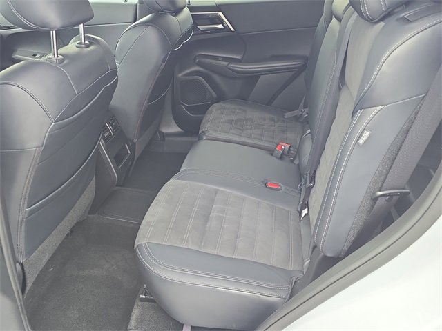 Used 2024 Mitsubishi Outlander Ralliart image 19