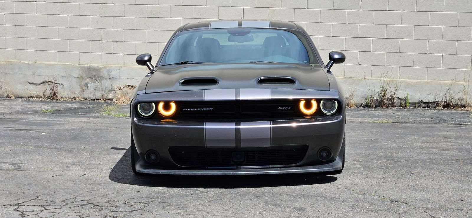Used 2016 Dodge Challenger SRT w/ Technology Group RWD image 8