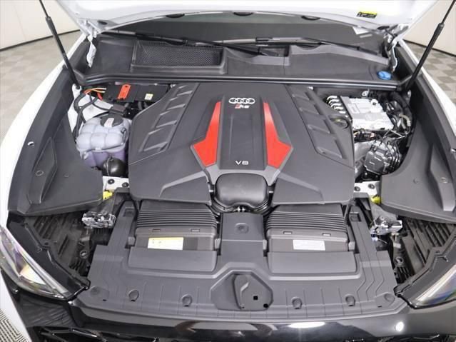 New 2025 Audi RS Q8 performance image 30