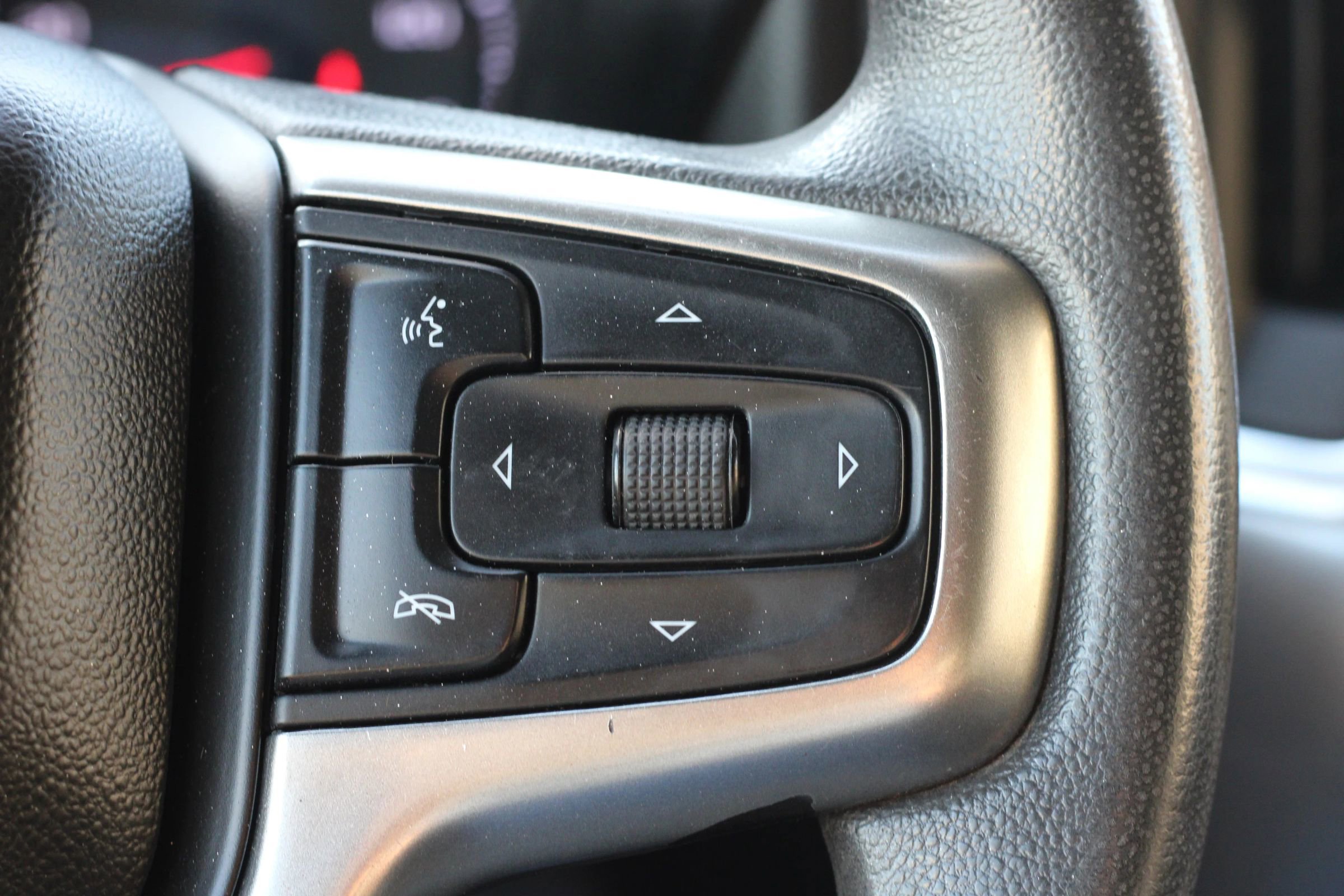 Used 2022 Chevrolet Silverado 3500 LT image 17