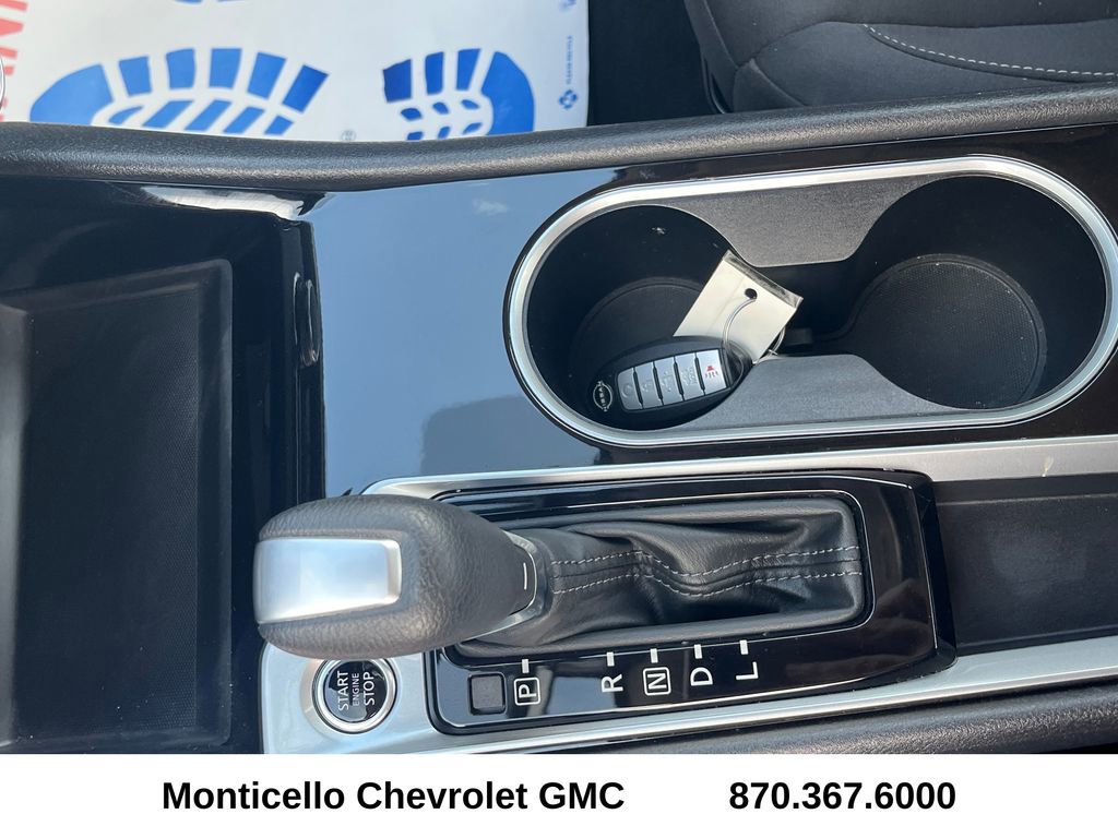 Used 2024 Nissan Altima 2.5 SV image 19