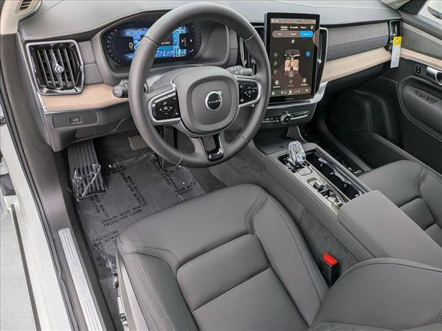 New 2026 Volvo XC90 B5 Plus w/ Protection Package AWD/4WD image 3