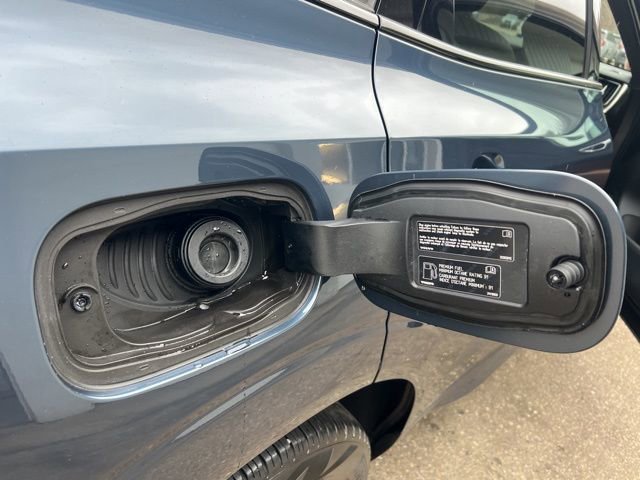 Certified 2023 Volvo XC60 B5 Plus w/ Climate Package image 15