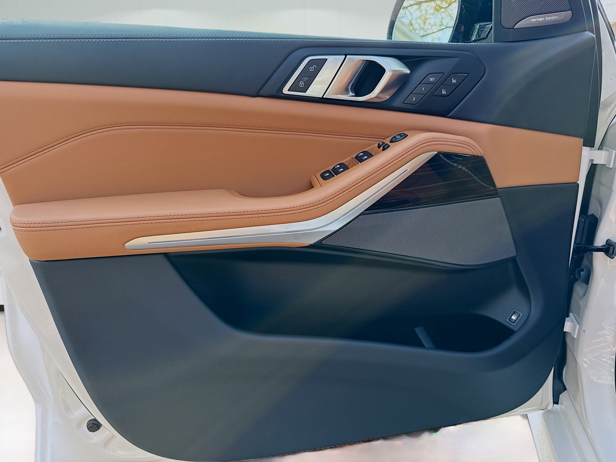 New 2026 BMW X5 xDrive50e w/ M Sport Package image 22