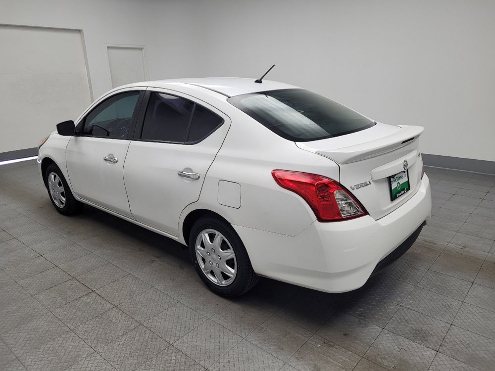 Used 2019 Nissan Versa SV FWD image 5