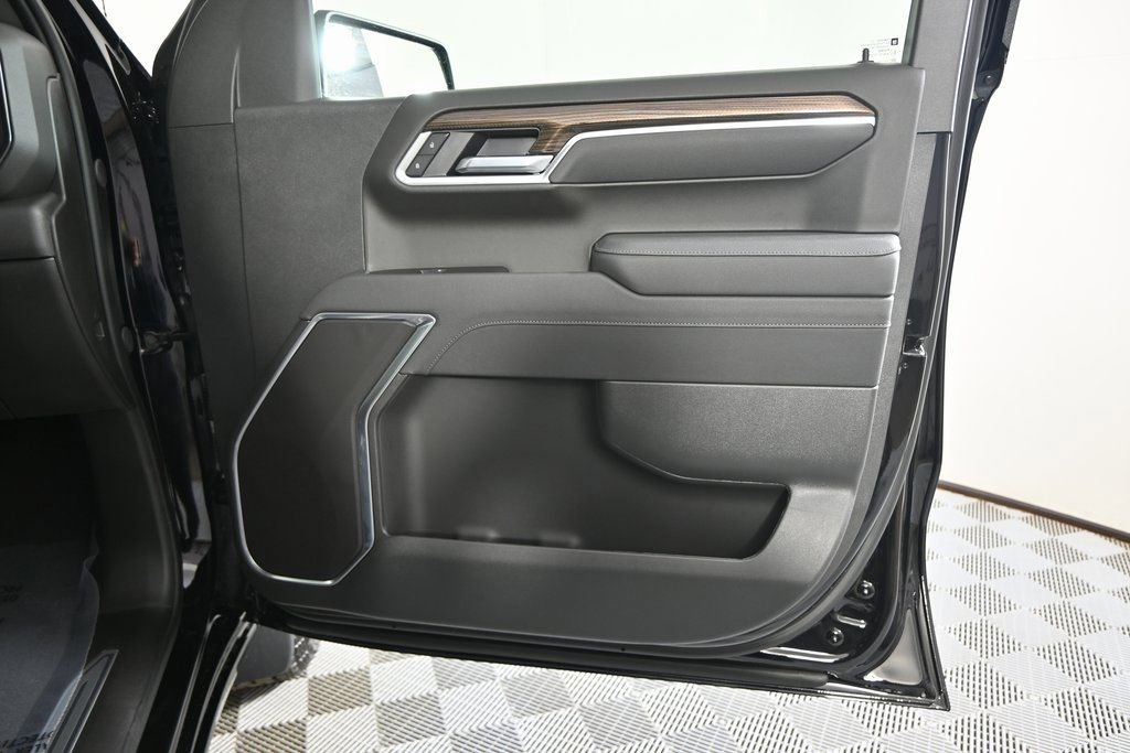 New 2026 Chevrolet Silverado 1500 LT w/ All Star Edition Plus image 13