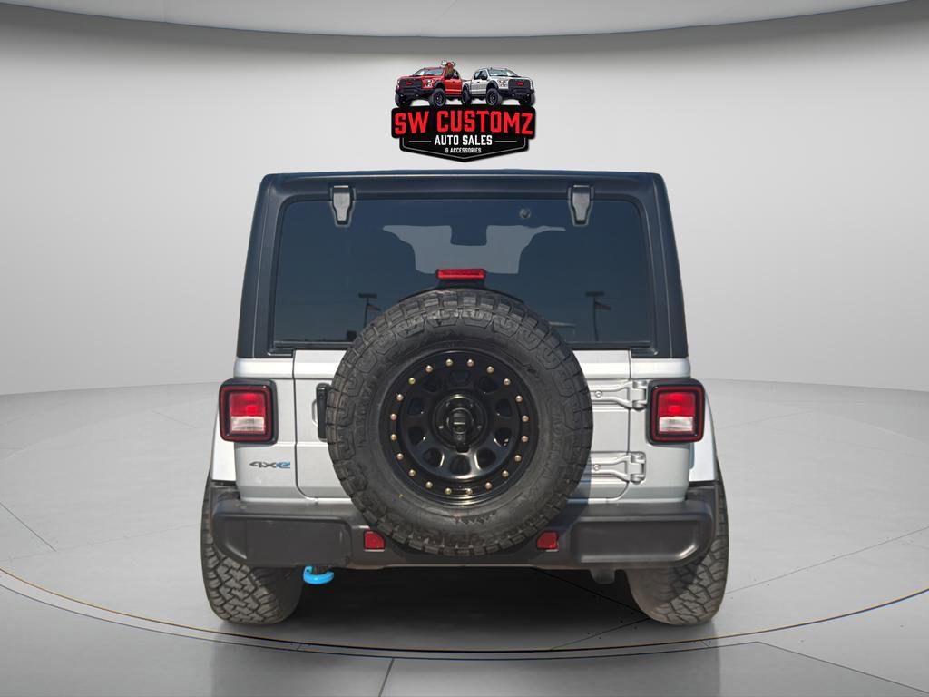 Used 2024 Jeep Wrangler Unlimited w/ Convenience Group AWD/4WD image 6