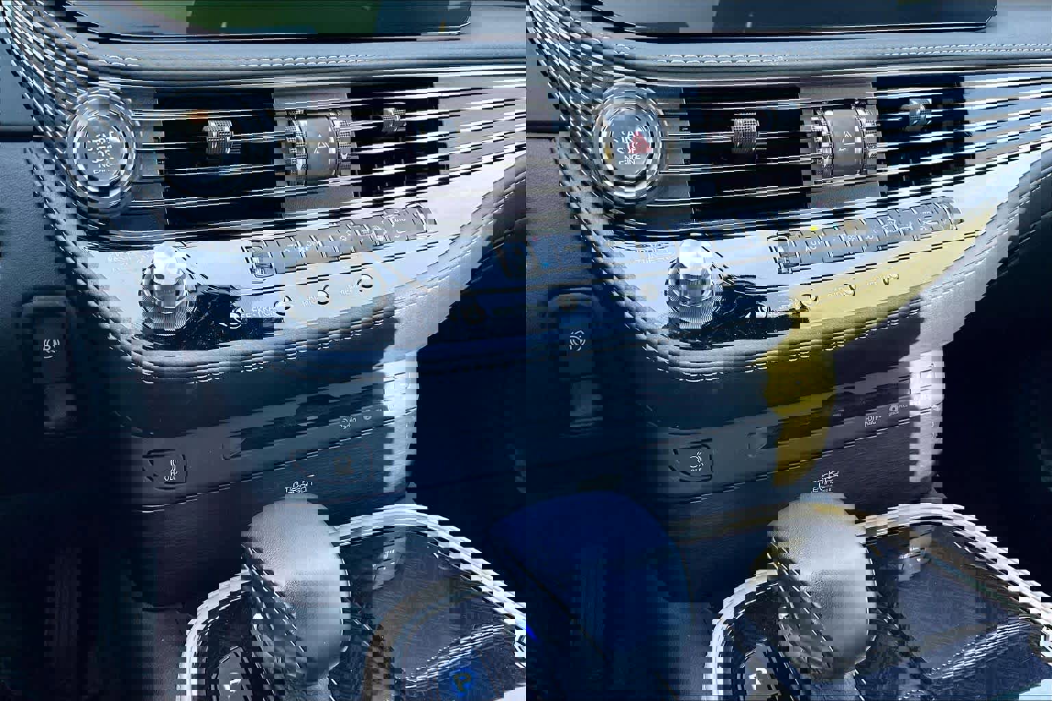 Used 2021 Lexus LS 500 w/ Interior Upgrade Package image 34