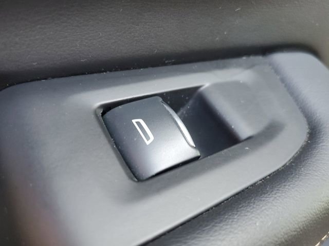 Used 2024 Chevrolet Suburban Premier AWD/4WD image 19