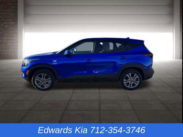 Used 2022 Kia Seltos LX image 7