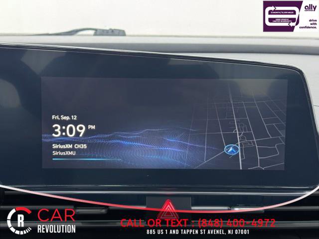 Used 2024 Hyundai Elantra Limited FWD image 23
