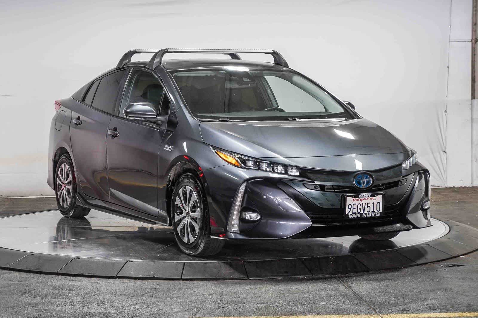 Used 2022 Toyota Prius Prime Limited FWD image 5