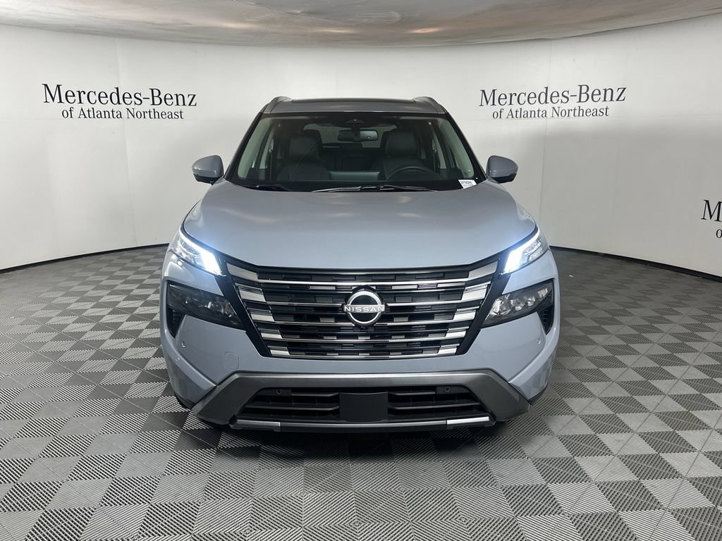 Used 2024 Nissan Rogue SL w/ SL Premium Package FWD image 2