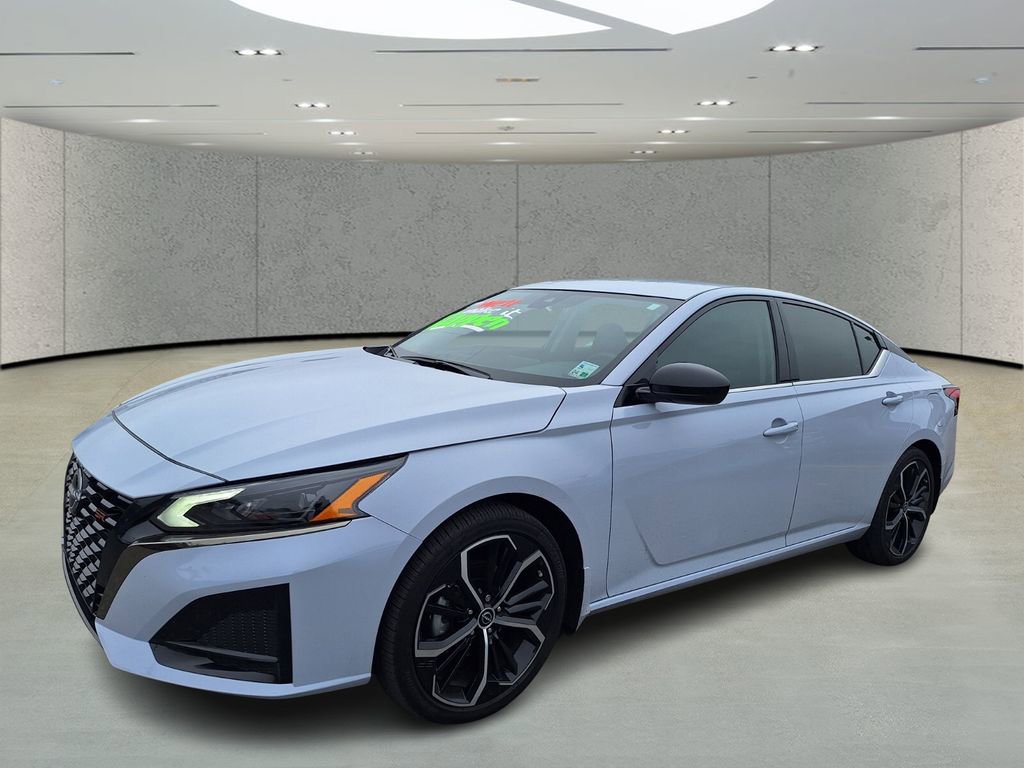 Used 2025 Nissan Altima 2.5 SR