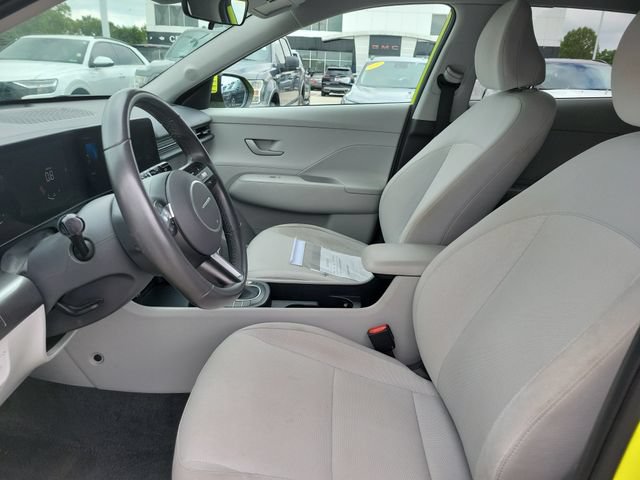 Used 2025 Hyundai Kona SEL FWD image 17