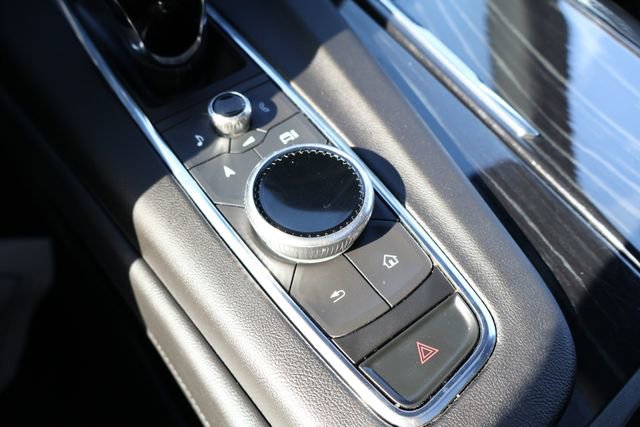 Used 2024 Cadillac Escalade ESV Sport RWD image 19