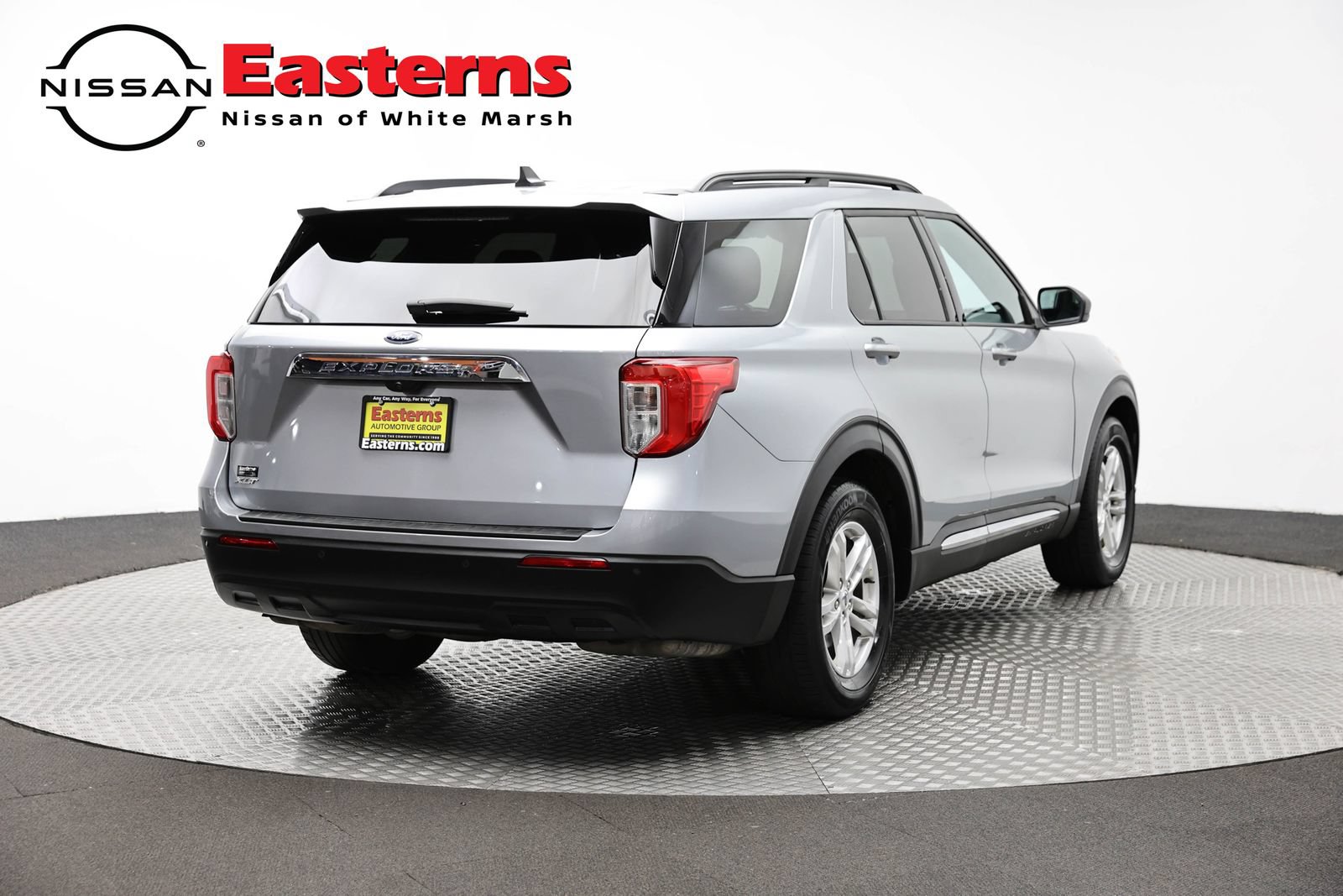 Used 2023 Ford Explorer XLT RWD image 5