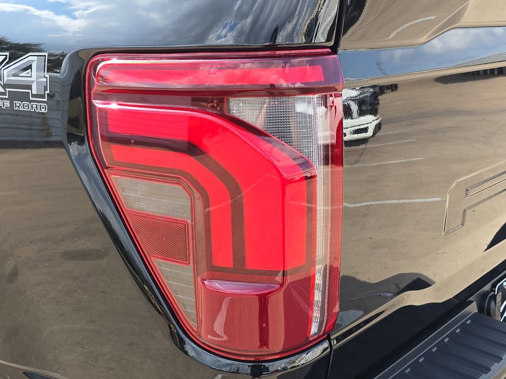 New 2026 Ford F150 Lariat w/ Equipment Group 502A High image 37