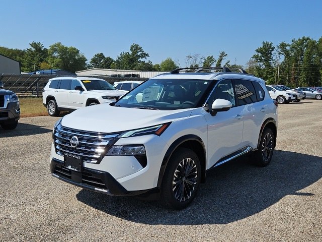 New 2026 Nissan Rogue Platinum image 3